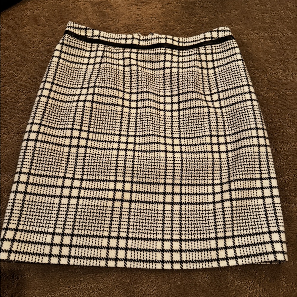 White House Black Market Plaid Pencil Skirt